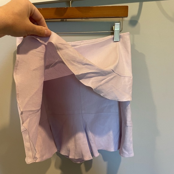 Express Ruffle Skort NWT - Picture 6 of 13